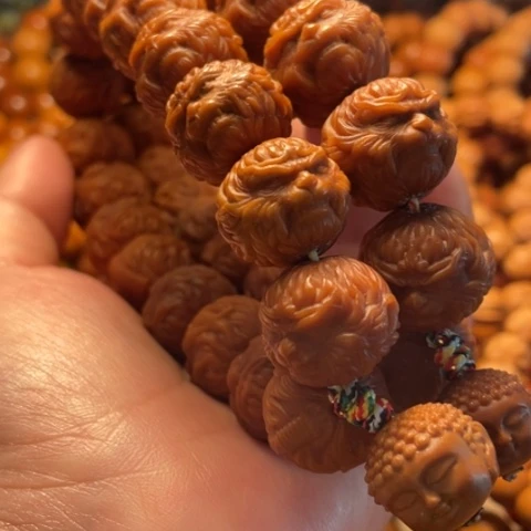 手串猴头核桃阿***.舞台