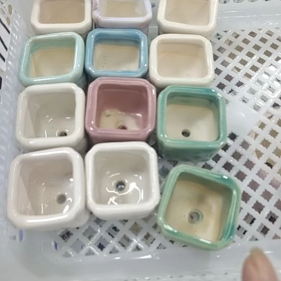 微瑕陶瓷花盆满12包邮