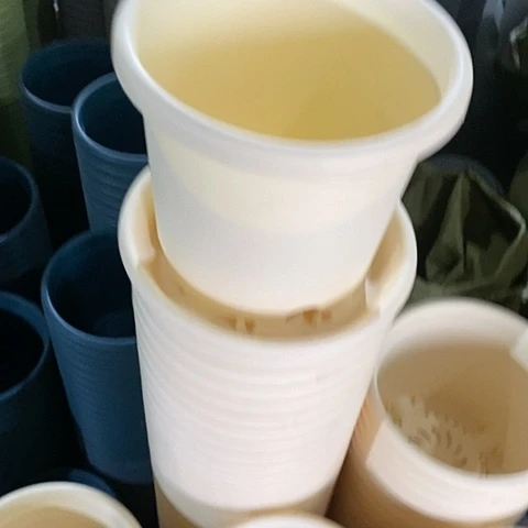 树脂四季2号6个带托米黄