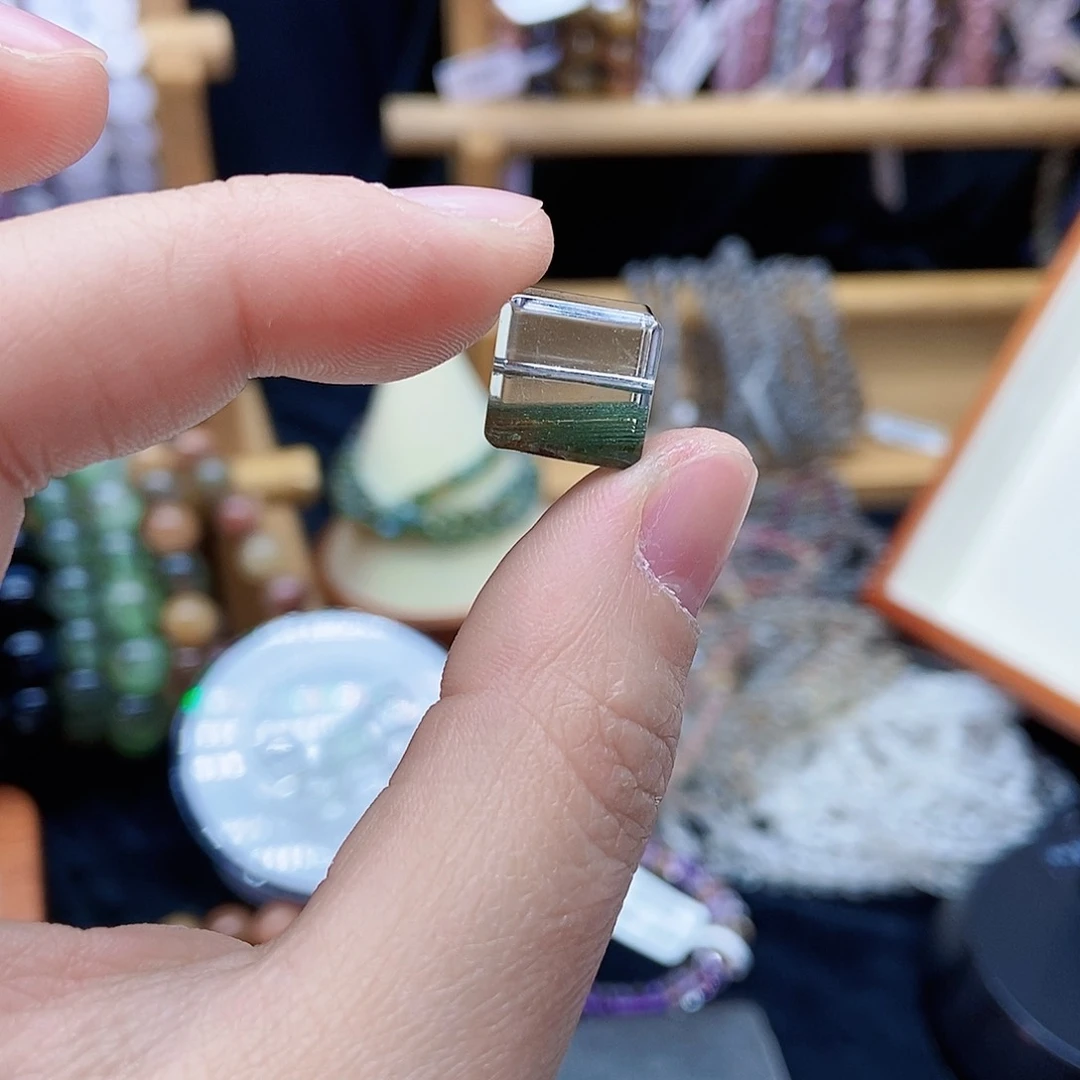 水晶手串未镶嵌l****i幽灵