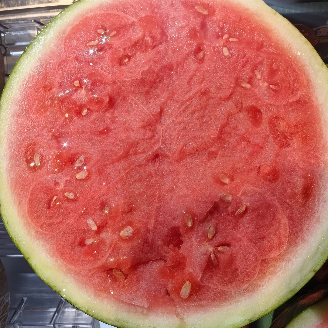 云南麒麟无籽西瓜半边：4斤—4.5斤