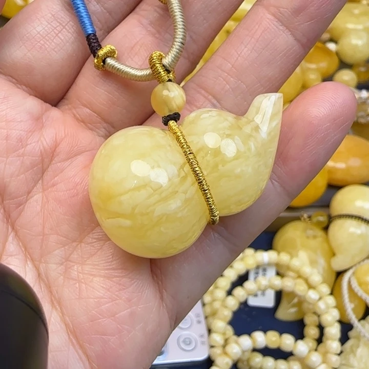 未镶嵌颈饰蜜蜡天然蜜蜡