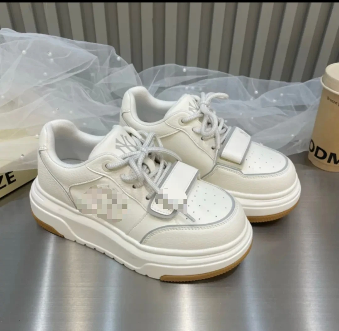 春季新款真皮百搭通勤风女士厚底休闲运动小白板鞋