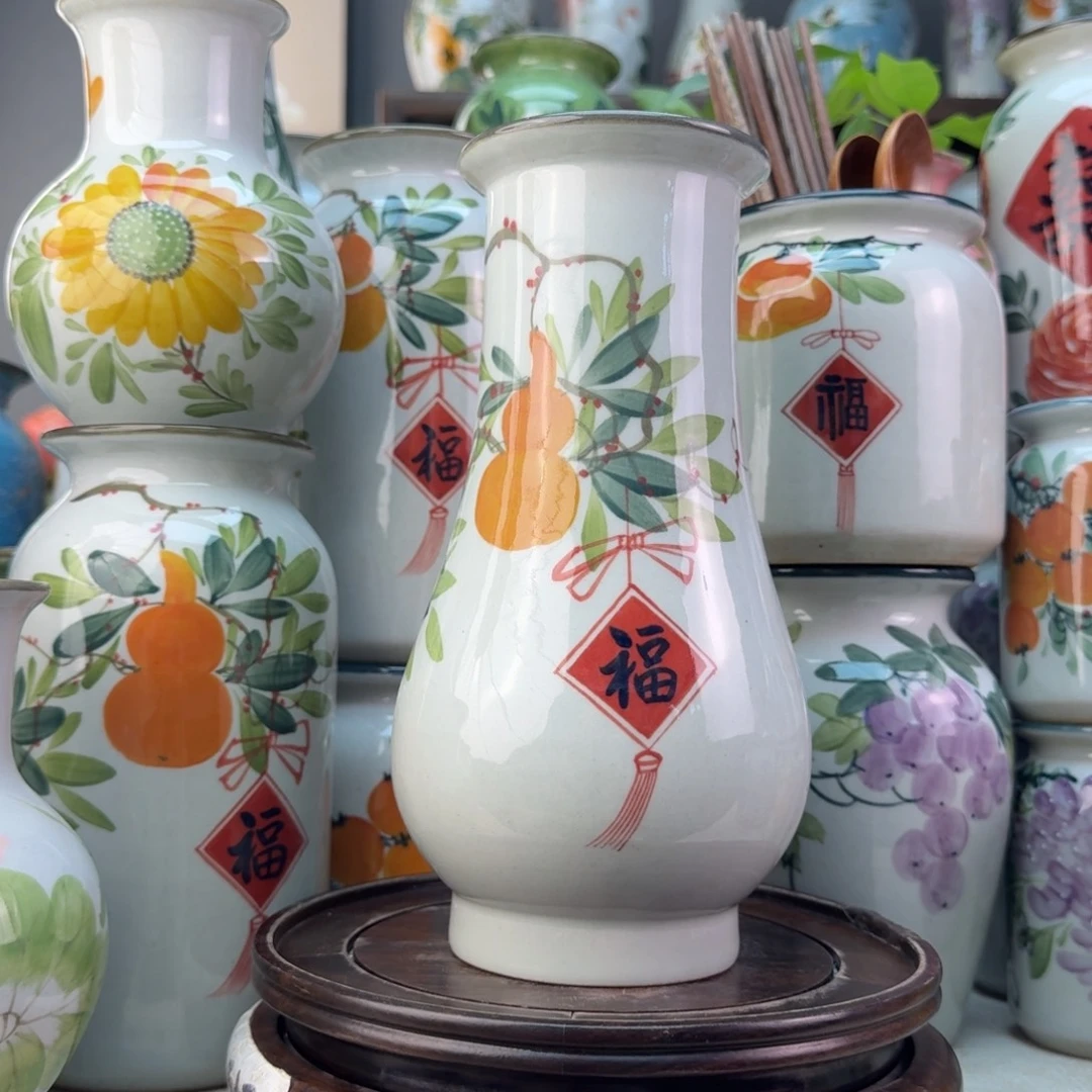 景德镇纯手绘陶瓷花瓶