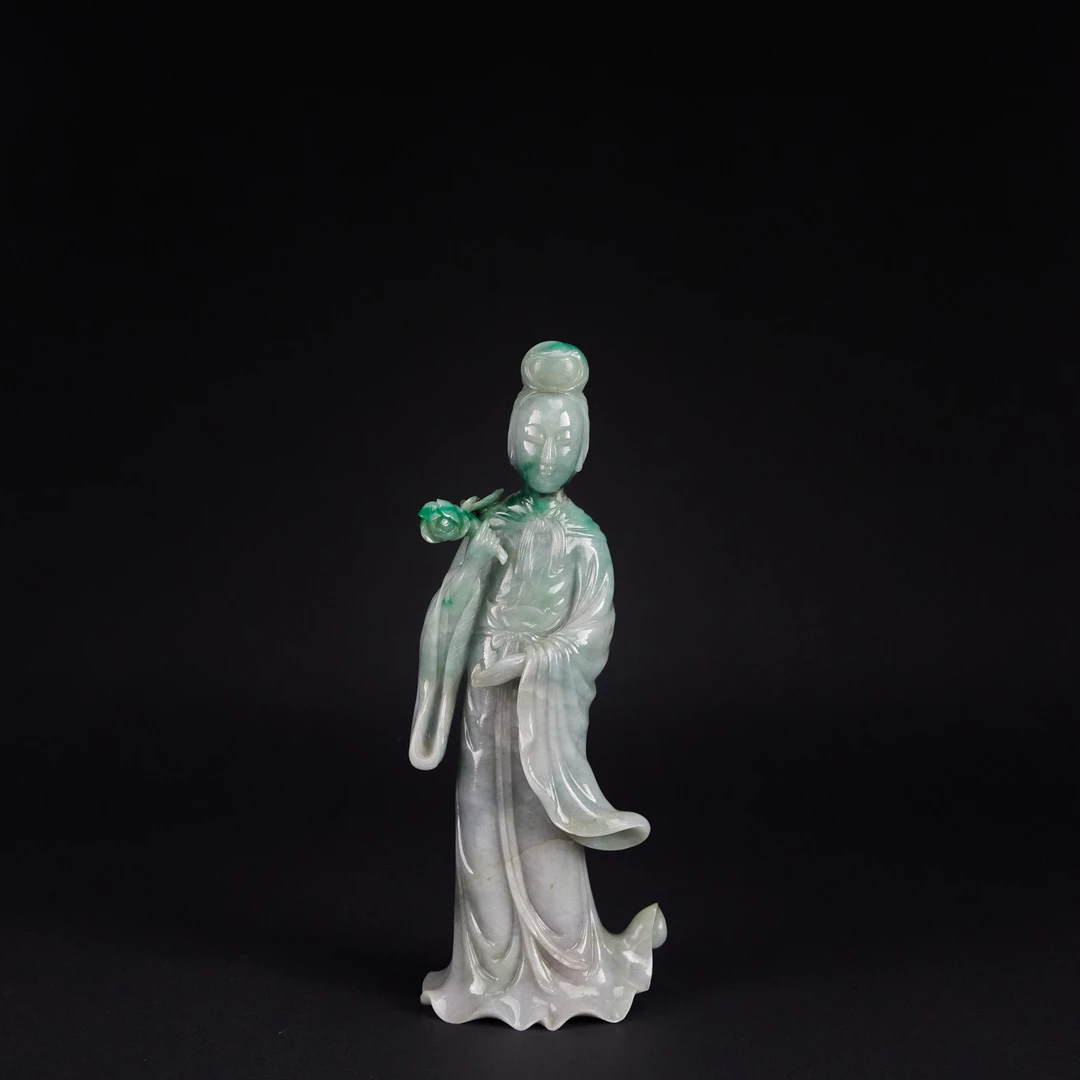 LOT 121608清晚期 翡翠仕女