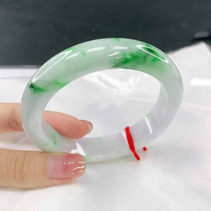 翡翠未镶嵌手镯圈58，64075