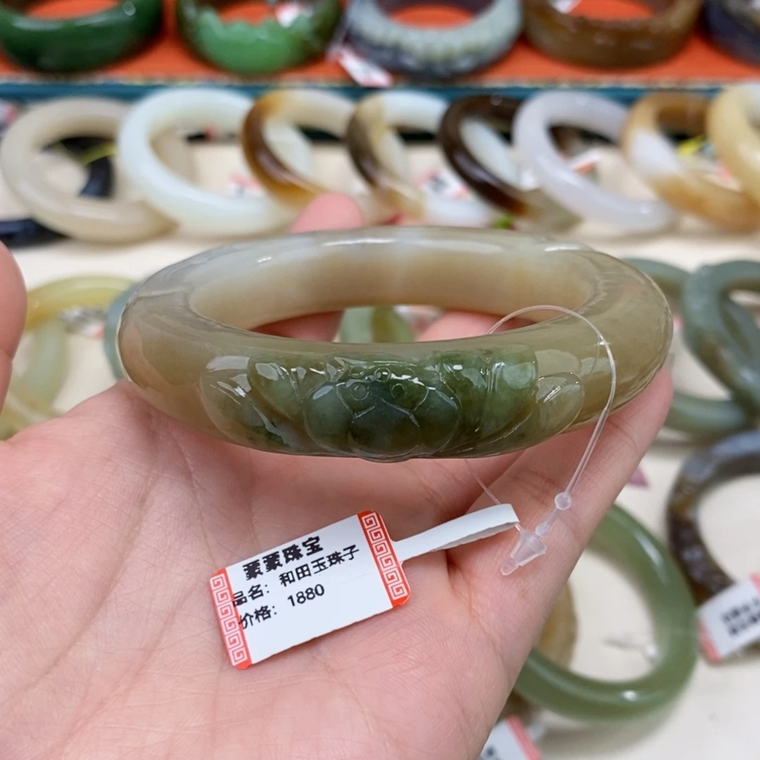 听***琴未镶嵌手镯和田玉60.3