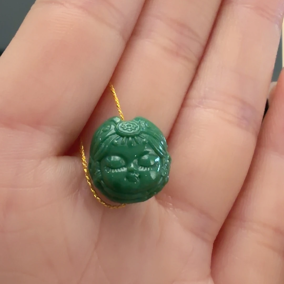 绿松石未镶嵌颈饰