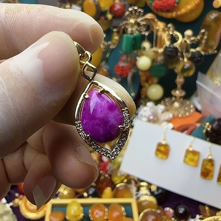 玛瑙/玉髓合金颈饰