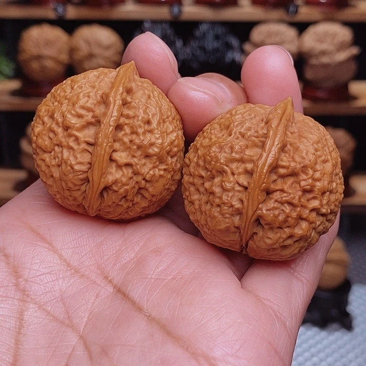 文玩核桃把件一道筋40