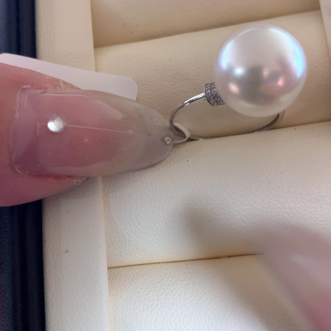 戒指18K金镶嵌海水珍珠