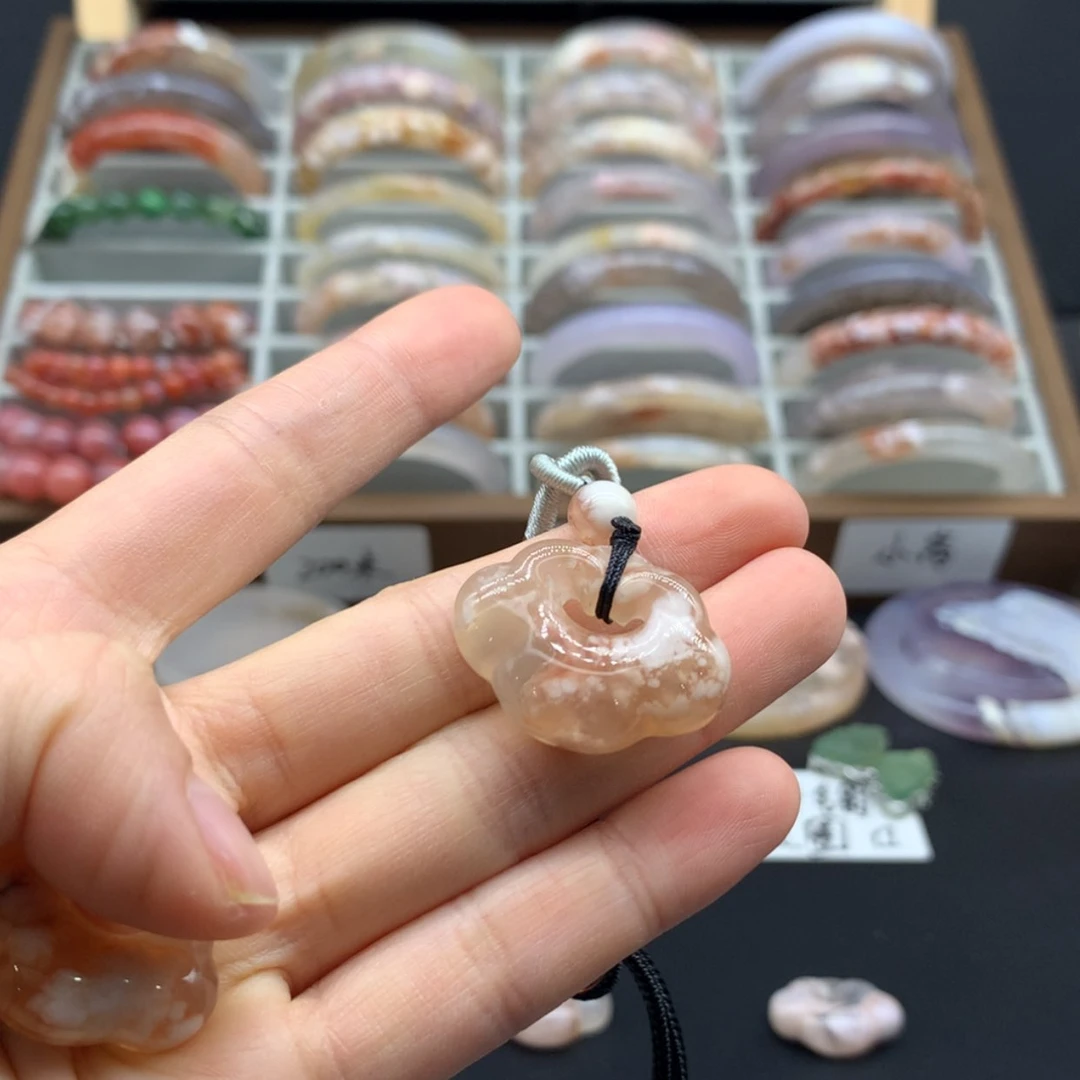 【闪购商品】玛瑙/玉髓手镯未镶嵌单*单