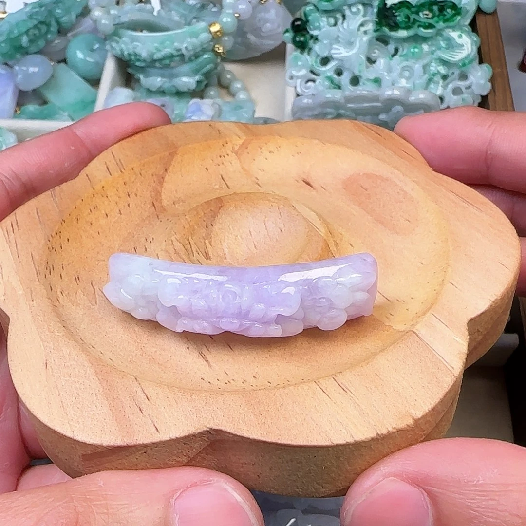 翡翠未镶嵌颈饰～****紫手牌