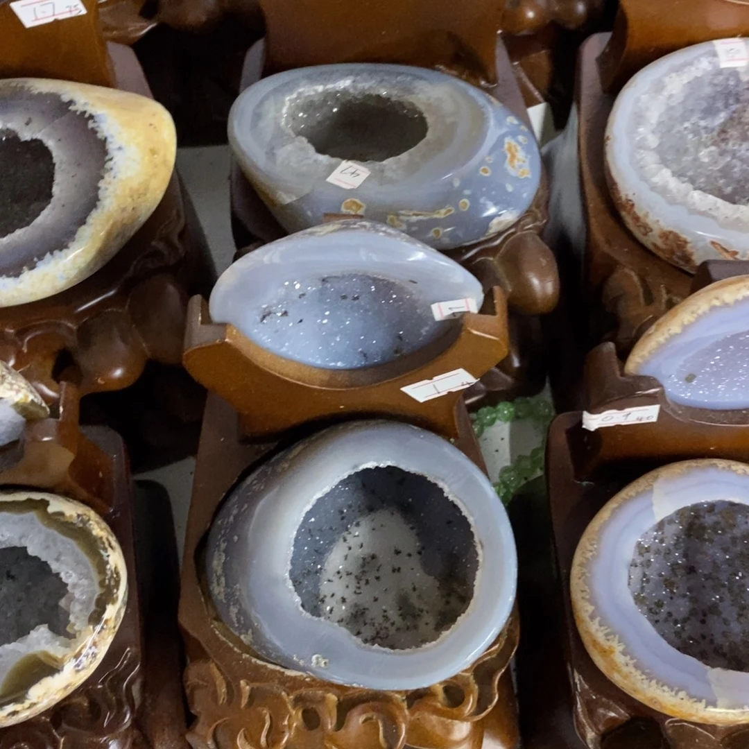 紫晶未镶嵌大型摆件（非配饰）莹