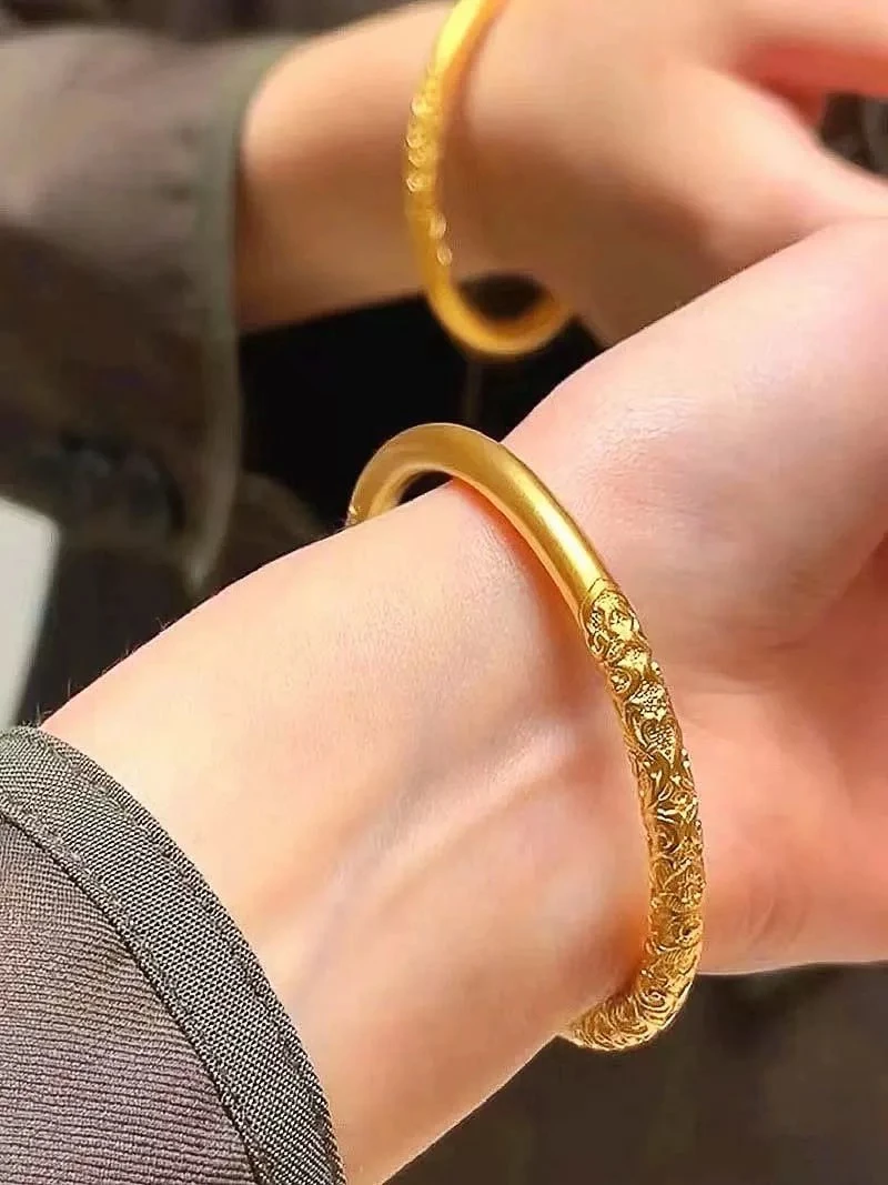 手镯 古法磨砂如意雕刻圆条手镯