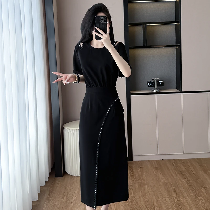 2025夏季新款气质高级感连衣裙收腰显瘦钉珠长裙