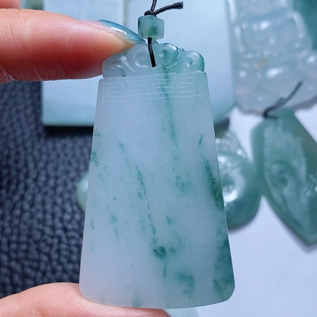 定制翡翠未镶嵌毛货付款后确认抛光
