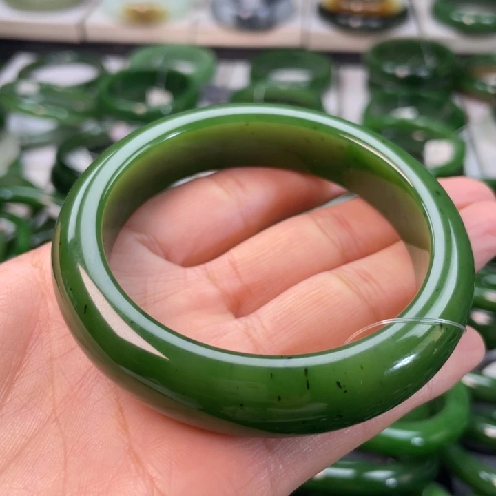 和田玉（碧玉）手镯未镶嵌