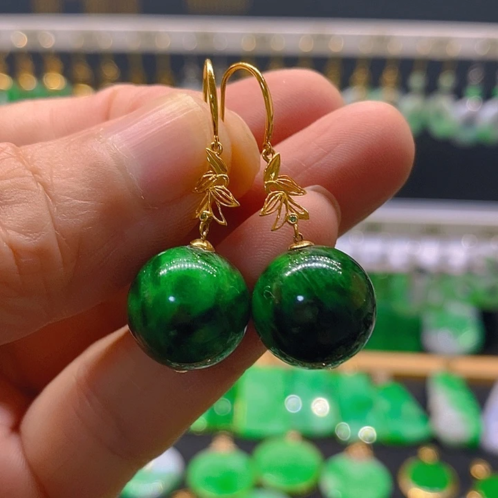 圆***嘟18K金镶嵌翡翠耳饰耳坠