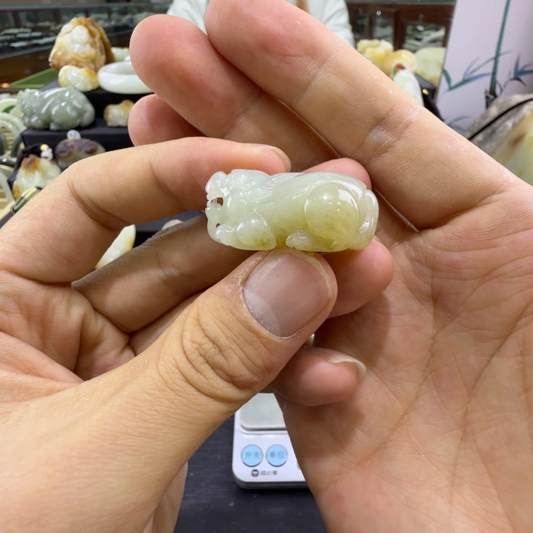 和田玉未镶嵌吊坠(赠链)新疆和田玉貔貅