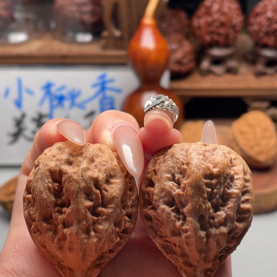 文玩核桃把件小楸香32