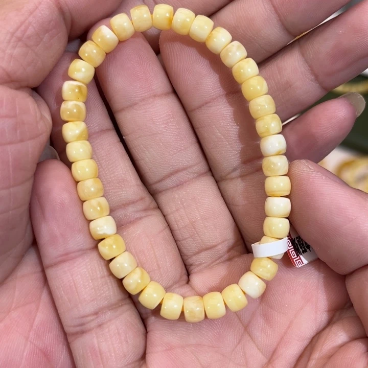 蜜蜡未镶嵌手链6.0mm