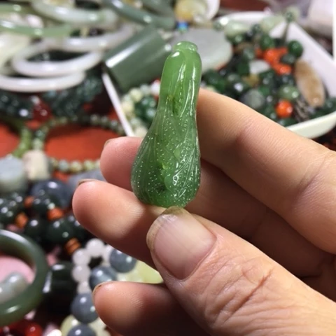 未镶嵌和田玉手机链