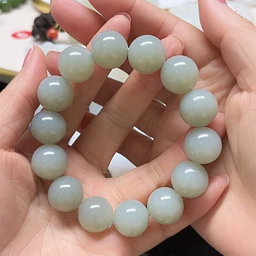 和田玉未镶嵌手串