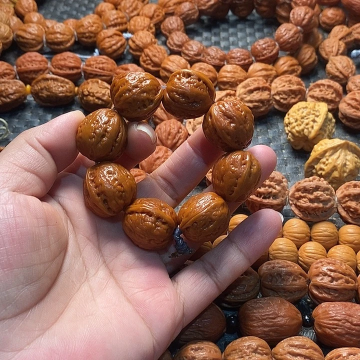 手串文玩核桃绕指柔
