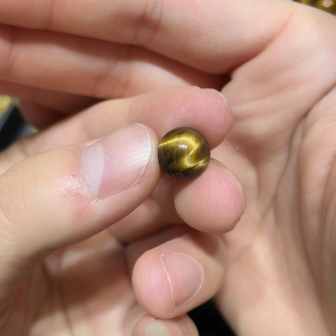 水晶珠宝半成品未镶嵌亞*打孔，不退不换