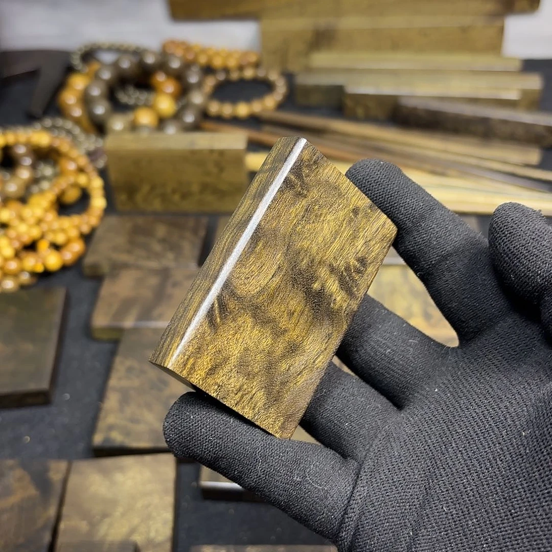 白***-金丝楠一物一拍链接