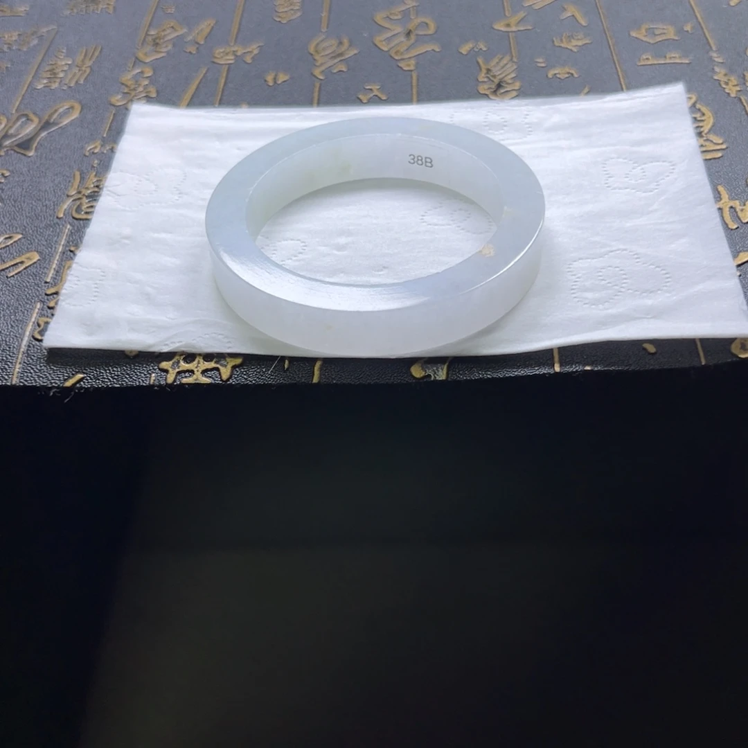 未镶嵌翡翠手镯定制翡翠