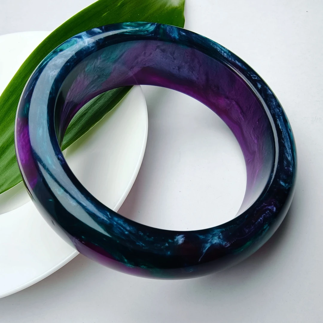 A078经典时尚精品百搭款手镯（多样性选其一）