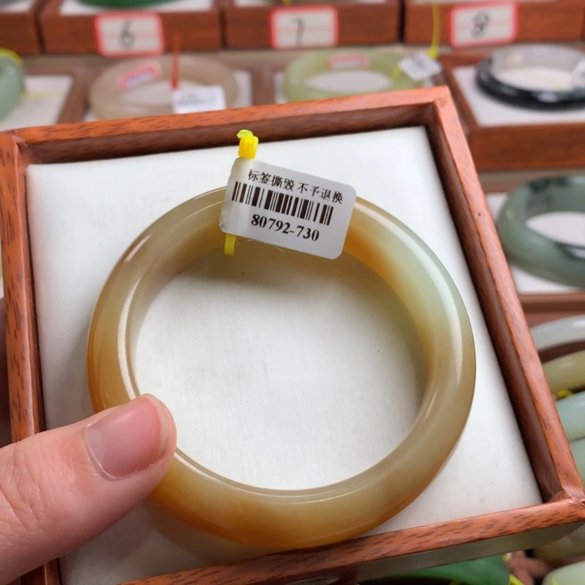 【闪购商品】和田玉手镯未镶嵌