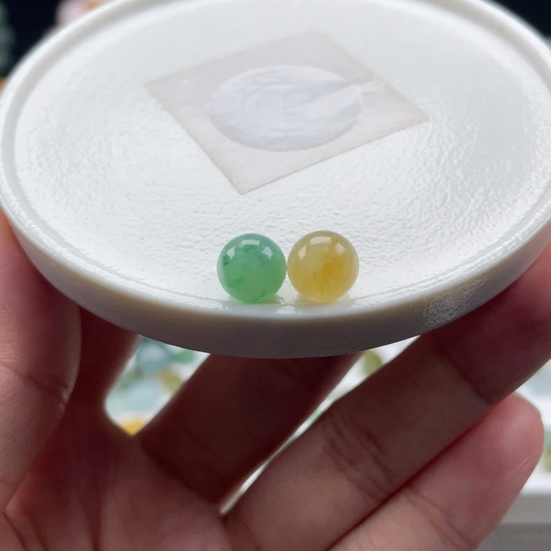 翡翠散珠天然缅甸翡翠a货一对7+