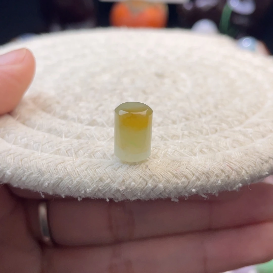 散珠翡翠特色蜂蜜黄桶珠卡8-11.4mm