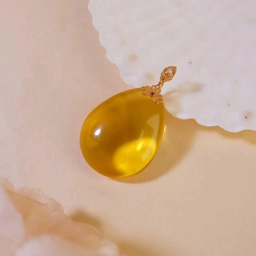 【央网专属】天然珠宝A02654琥珀金珀水滴吊坠