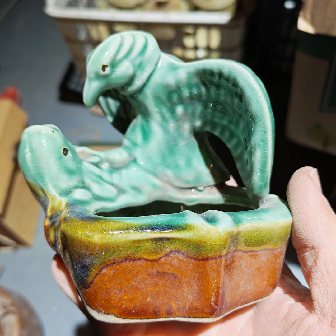 一直拍瓶子了摆件