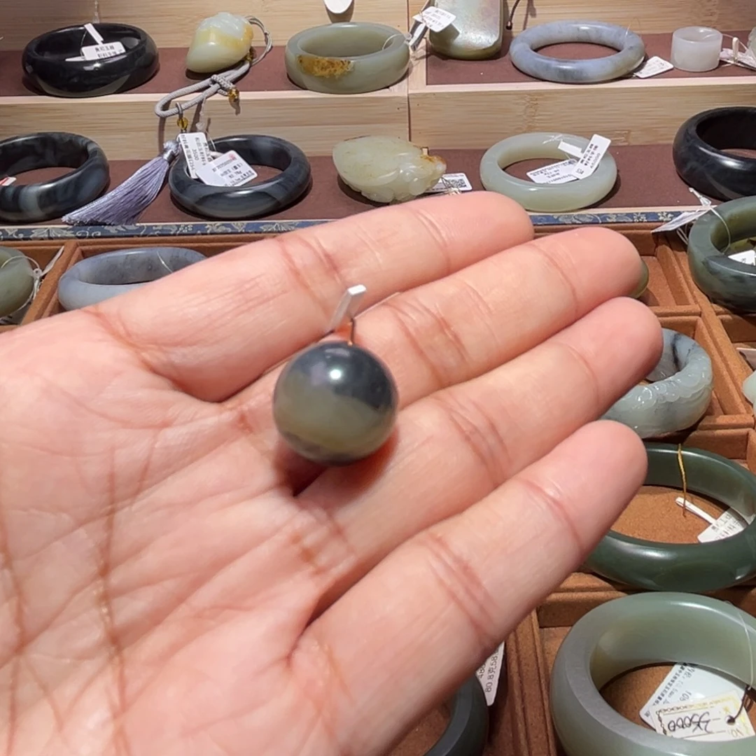 阿***茶和田玉（子料）未镶嵌挂件