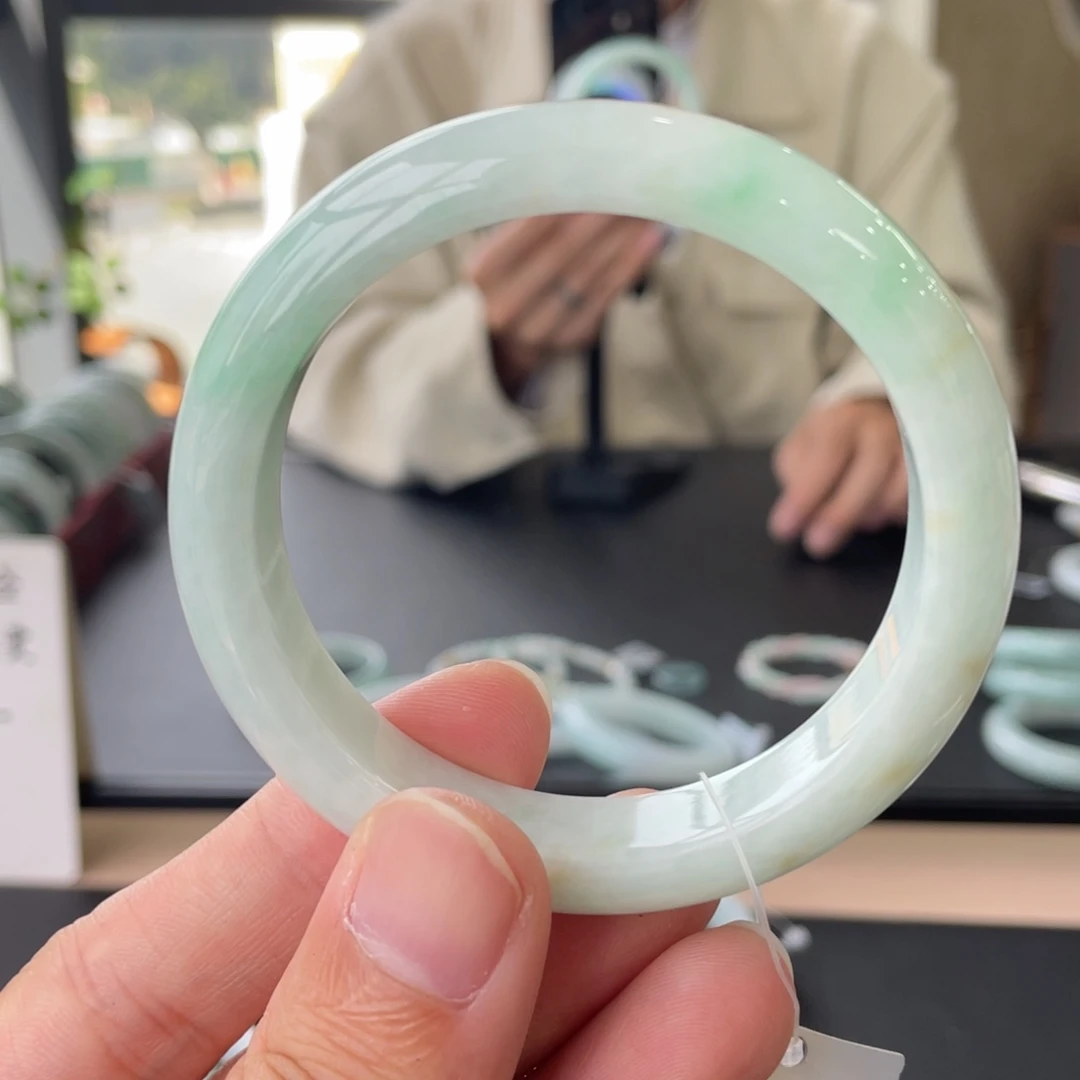翡翠未镶嵌手镯9号链接56.5