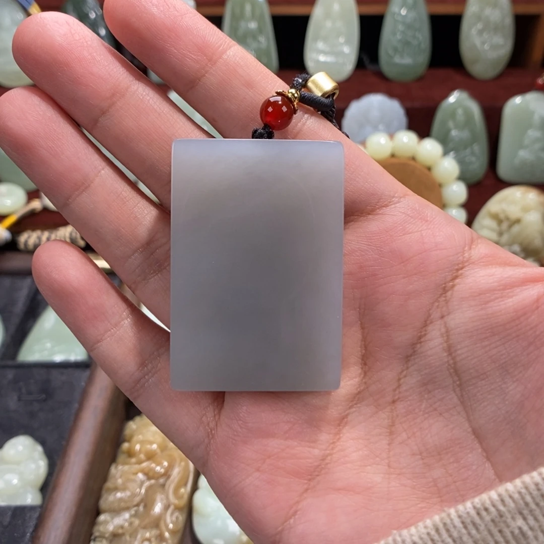 和田玉（糖玉）未镶嵌颈饰