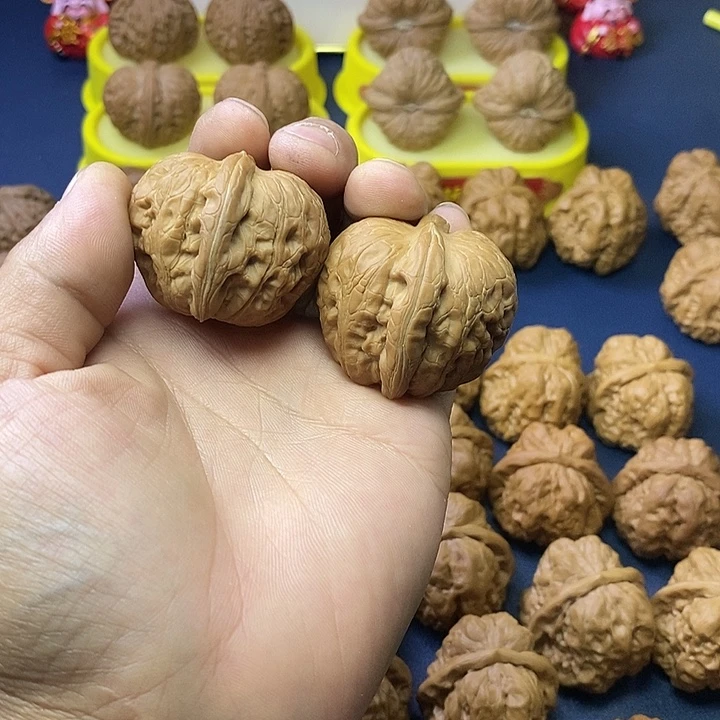 把件文玩核桃元宝