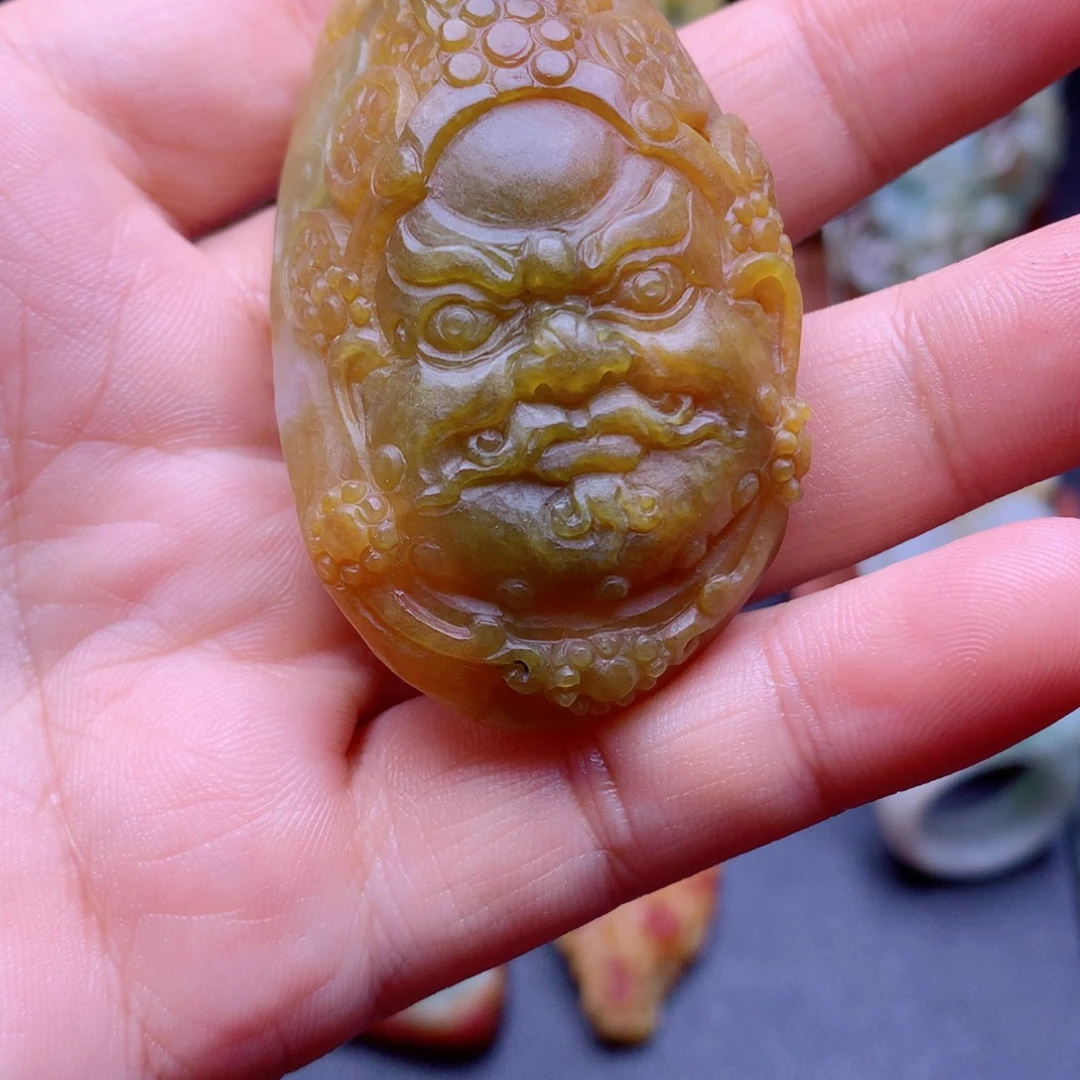 天***德定制翡翠未镶嵌翡翠