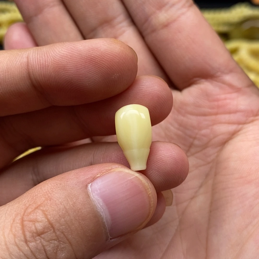 琥珀未镶嵌珠宝奇石8尺寸