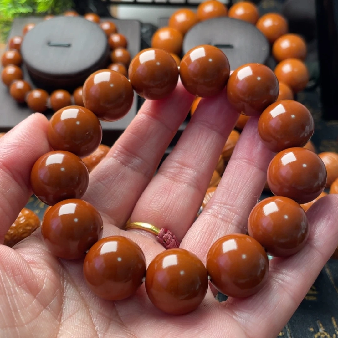 王***哥橄榄核吊坠橄榄1.8