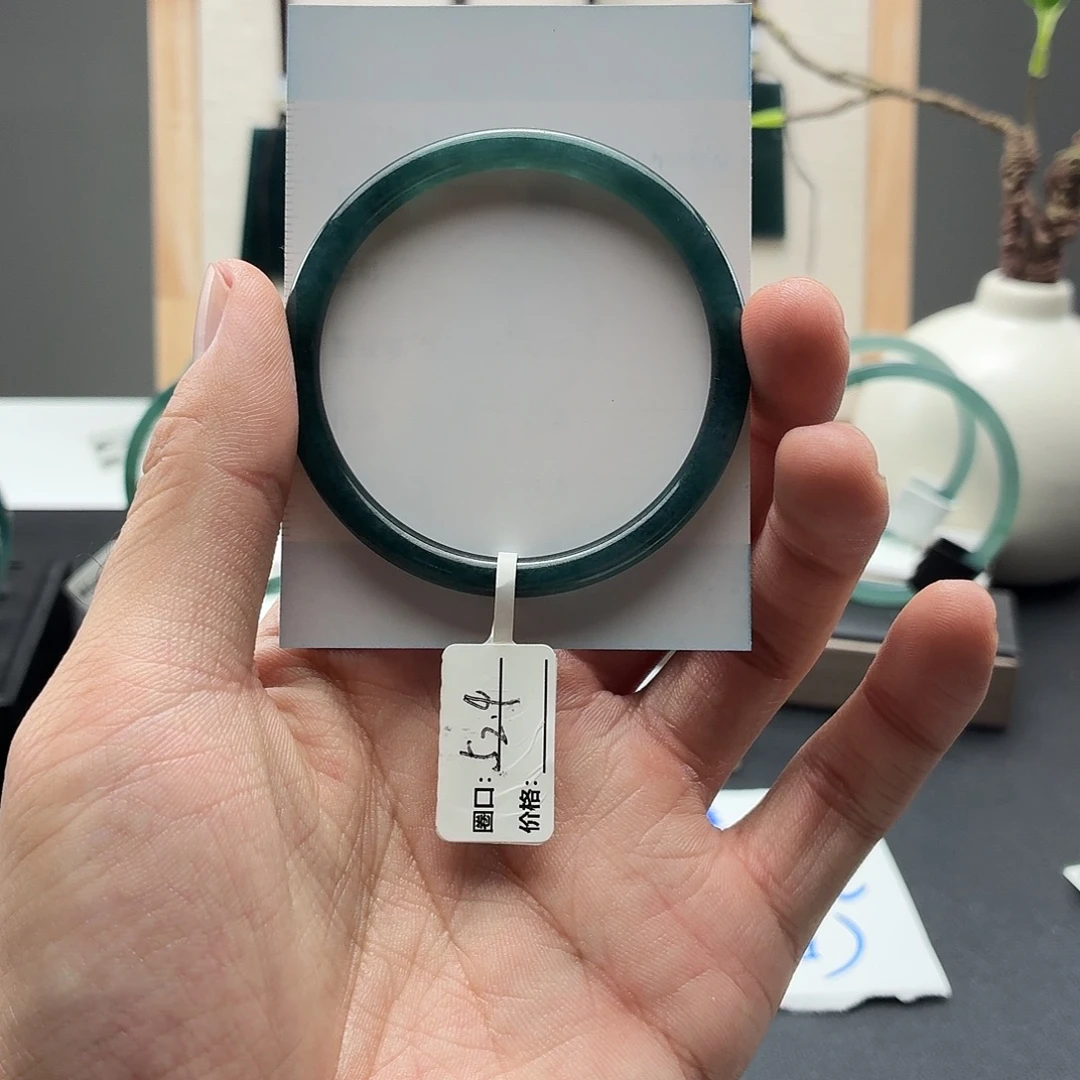 翡翠未镶嵌手镯翡翠圆条手镯