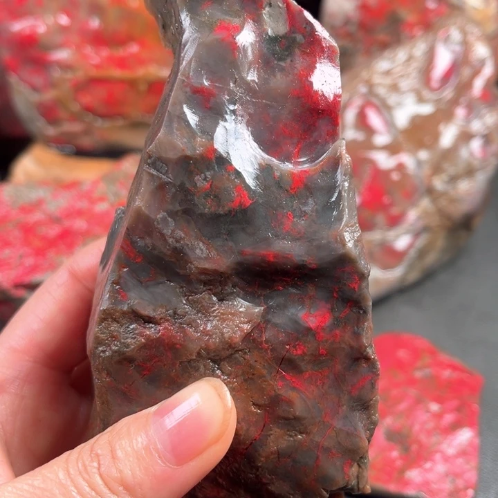 昌化鸡血石叶**风昌化鸡血石原石