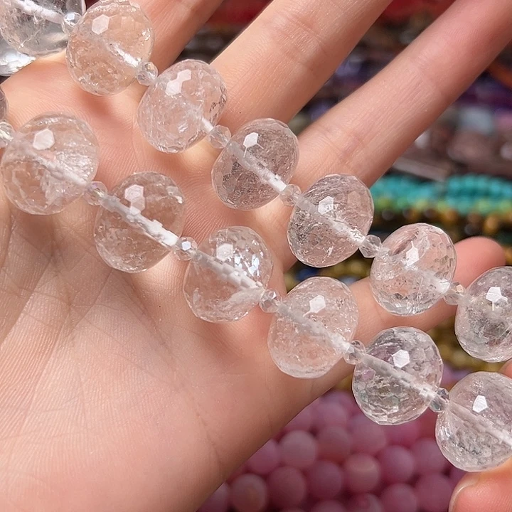 玛瑙/玉髓合金珠宝半成品W387。 17mm天然白水晶扁珠拍二发一