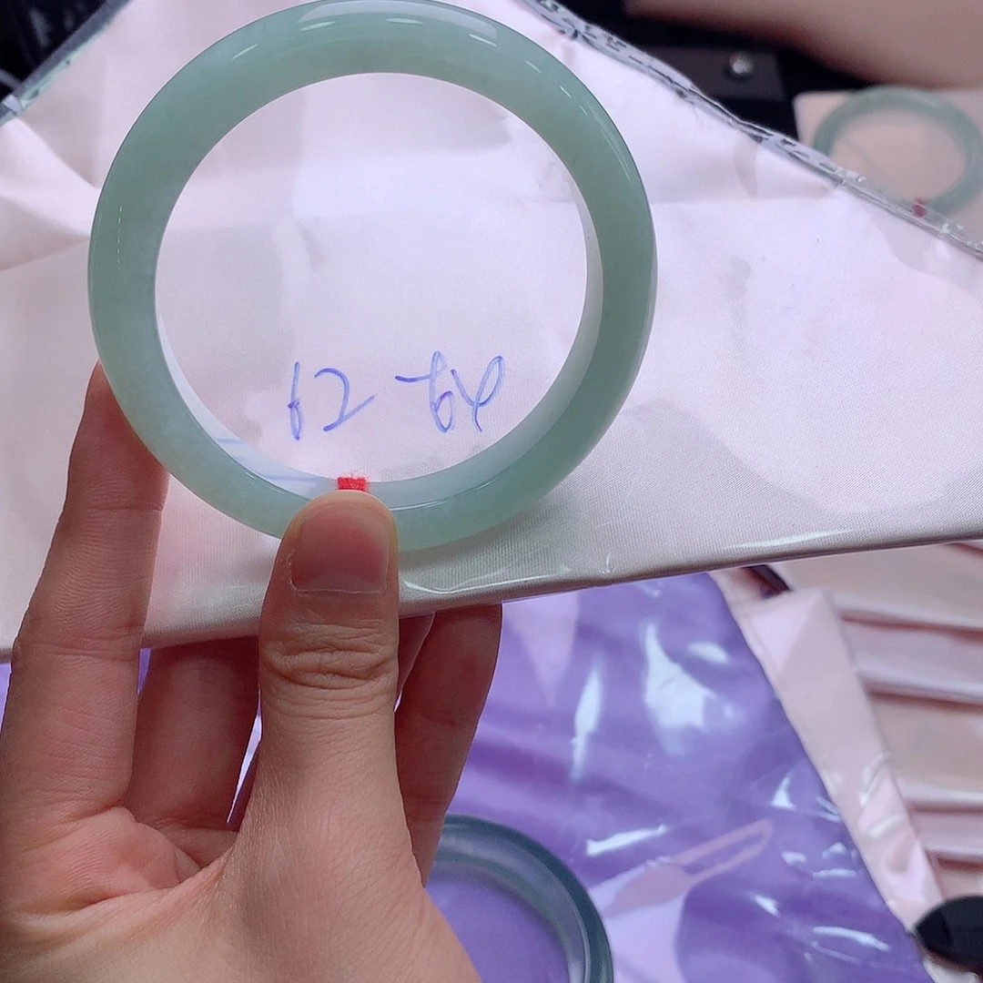 未镶嵌手镯翡翠翡翠