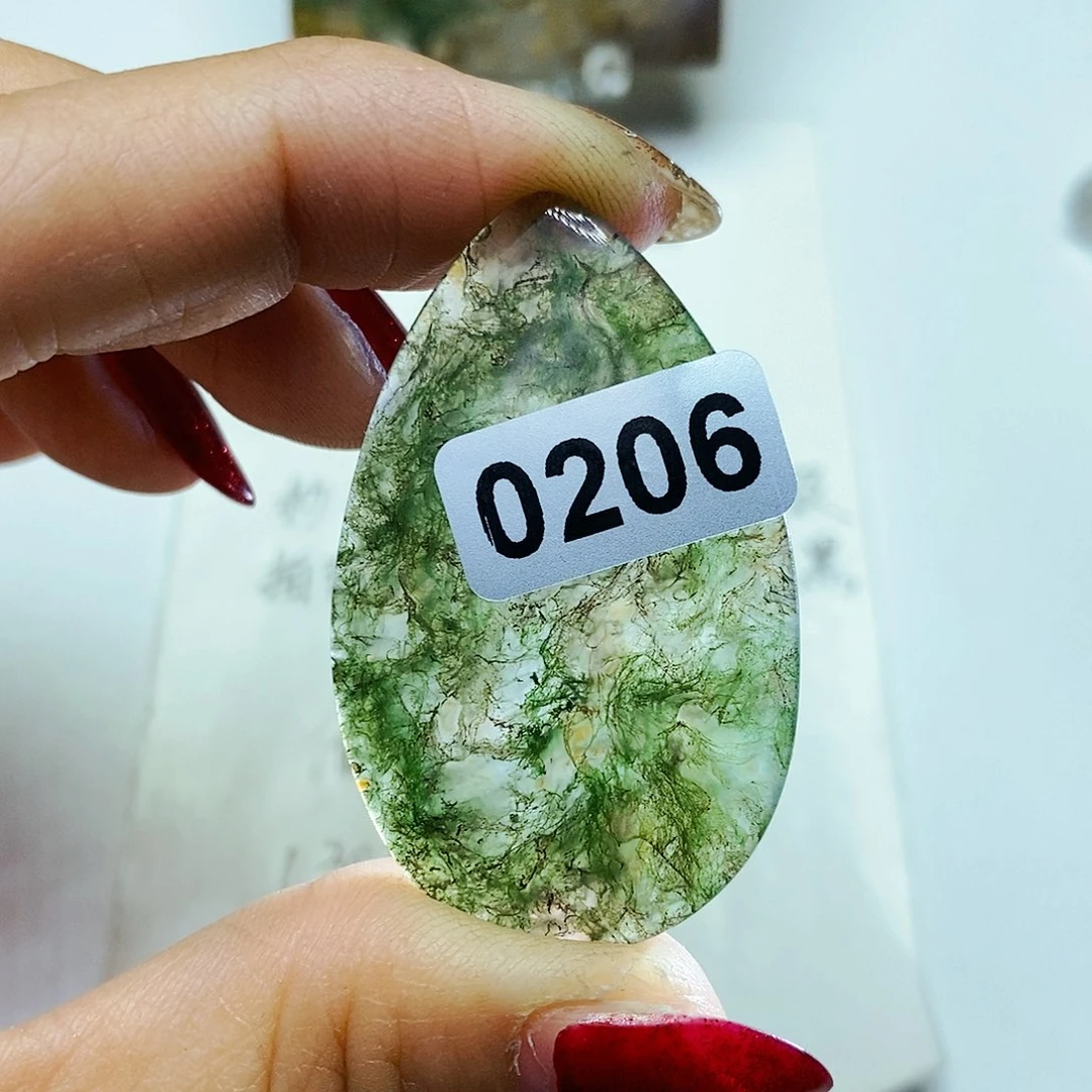 未镶嵌颈饰玛瑙/玉髓福****娃